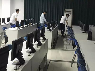 IT自强，靓丽明德——计算机学院第二十五期明德楼机房公益活动纪实